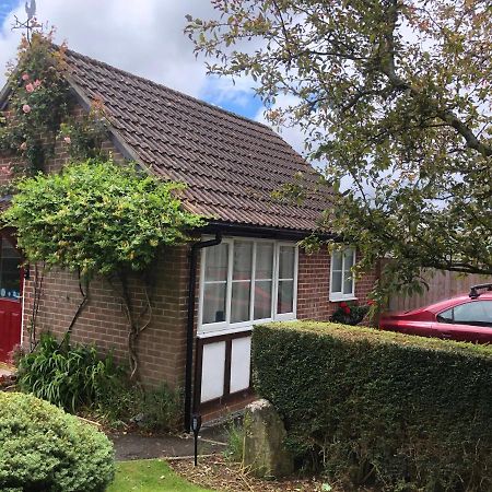 The Old Staddles Annex Villa Ludgershall  Exteriör bild